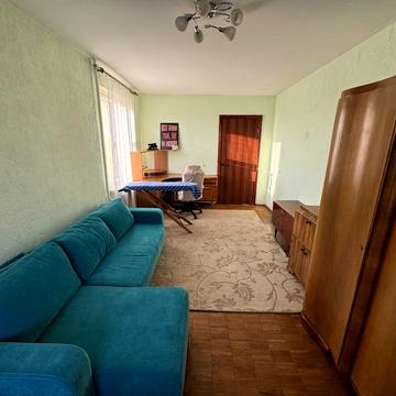 Андрія Малишка вул., 9