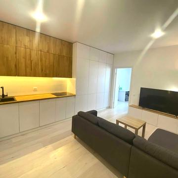 Михайла Максимовича вул. (Онуфрія Трутенка), 28-Б