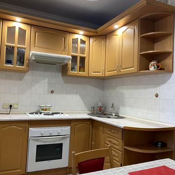 Лариси Руденко вул., 10-Б