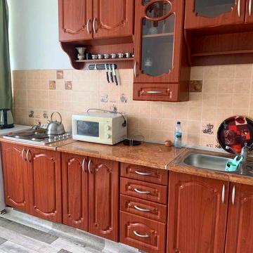 1-кімн. квартира в р-ні Пяного ринку. Світло не виключають!