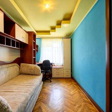 Оренда 3 кім квартири, вул. Братів Дужих ( Комарова)