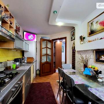 Продаж 3к Квартира Запорізька (Петра Запорожця) вулиця