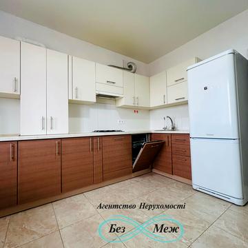 Волошкова вул., 30