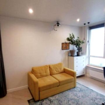 Практична вул., 6