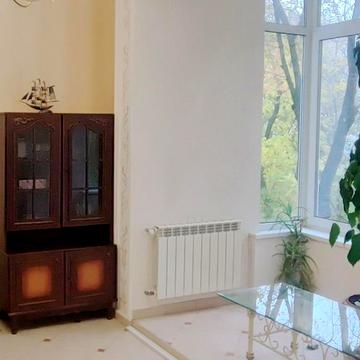 Івана Мазепи вул. (Січневого Повстання), 3