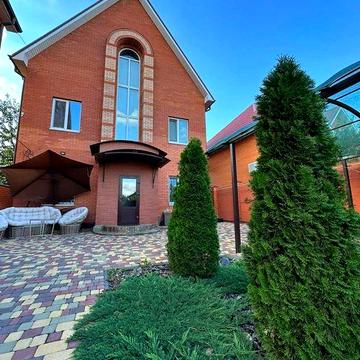 Продам 3-х эт. дом р-н Клочко ( Левый берег) газ.отопление
