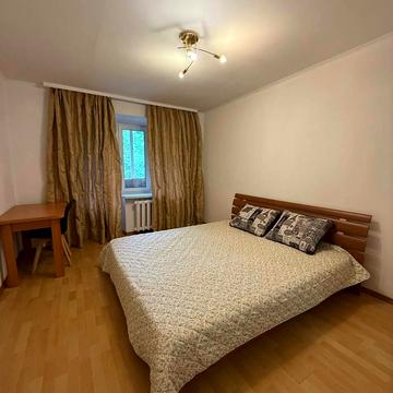 Саперне Поле вул., 26