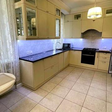 Сдам 2 ком квартиру Адмиральский проспект