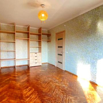 Леоніда Каденюка просп. (Юрія Гагаріна), 9