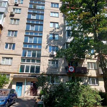 Русанівська набережна вул., 8/1