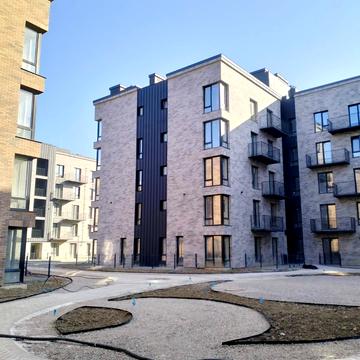 24 Серпня вул., 32