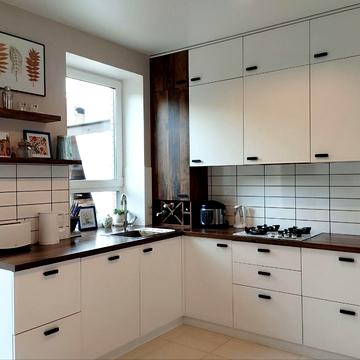 Яснополянська вул.