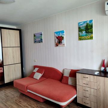 Вацлава Гавела бульв. (Івана Лепсе), 38-В