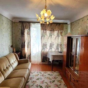 Продам 1к на 3 поверсі, центр