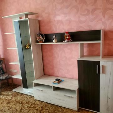 Будівельників вул., 3