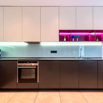 Вячеслава Чорновола вул., 27