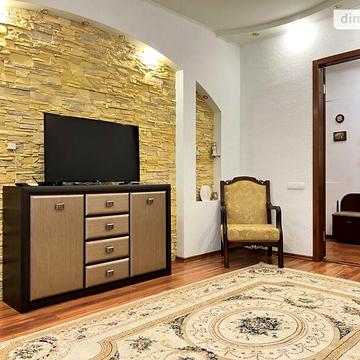 Продаж 2к Квартира Соборності (Жовтнева) вулиця