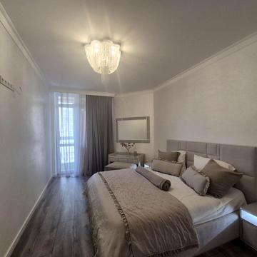 Аркадійське плато вул. (Гагаринське плато), 9