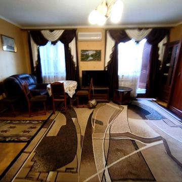 Сімї Глодан вул., 4б