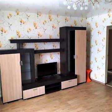 Сдам 2к.квартиру на ж/м Коммунаре