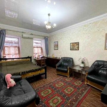 Продам однокомнатную  квартиру на ул.Новосельского