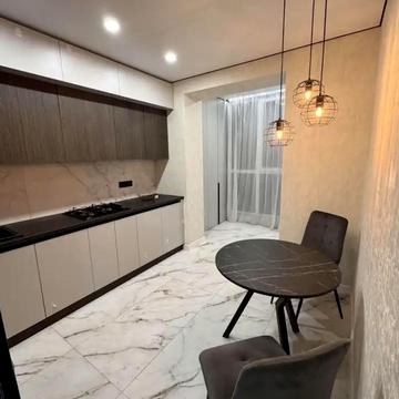 Запорізьке шосе, 32