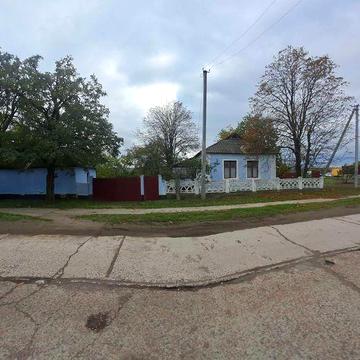 Міняю будинок на 1-кімнатну квартиру ,секцію в в м. Південноукраїнськ.