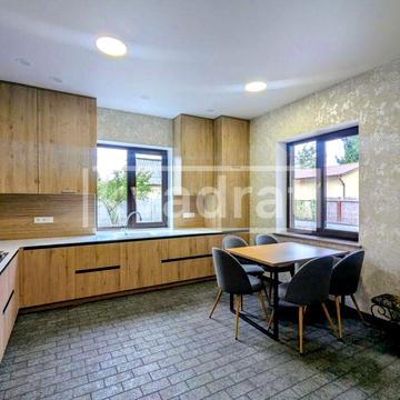 Центральна вул. (Чапаєва)