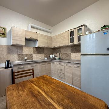 Івана Камишева вул., 5