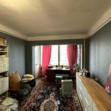 Срочно! Продам 1-к квартиру по ул. Энтузиастов 33 возле м.Левобережная