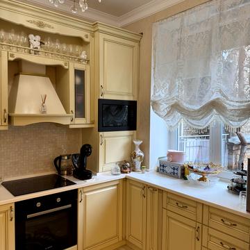 Круглоуніверситетська вул., 13