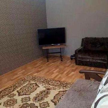 Продам 1 к. кв р-н завод Шевченко