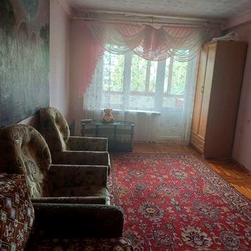 Долгосрочная аренда укомплектованной  1 кв . Космос.