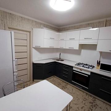 Продам 4-х кімнатну квартиру