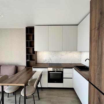 Тадея Рильського бульв., 4