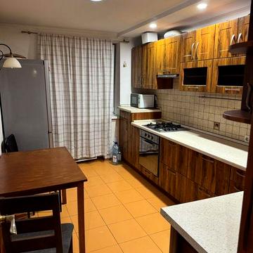 Квартира  2 комнаты, все есть,теплая