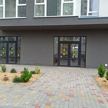 Євгена Чикаленка вул., 93/4