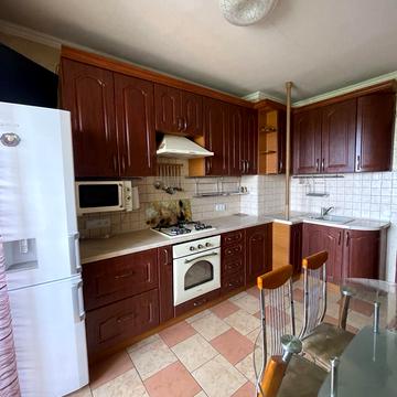 Міцкевича вул., 9а