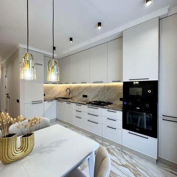 Ексклюзивна 2 кімнатна із функцією 3 кімнатної в центрі міста під ключ ЖК Княгинин