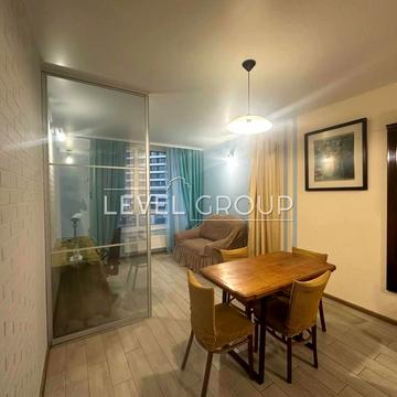 Причальна вул., 14