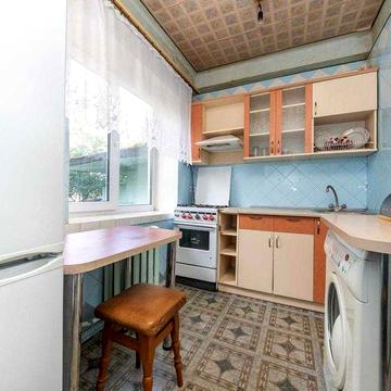 Продам 3-х кімнатну проспект  Тичини, 11