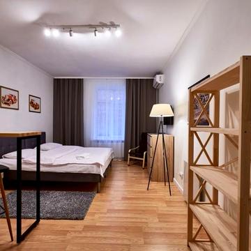 Квартира в новом апарт-отеле возле площади Свободы