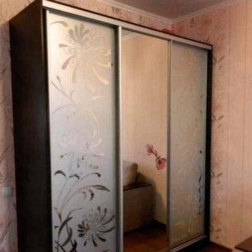 Продам 2х кімнатну квартиру на Черемушках.