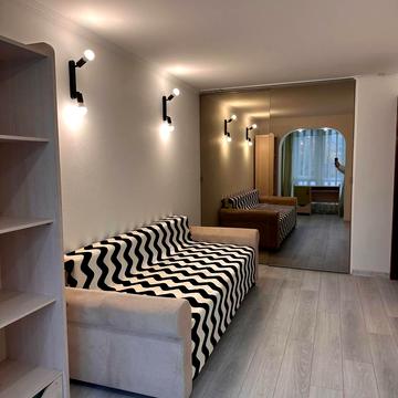 Генерала Генадія Воробйова вул. (Курська), 12-Б