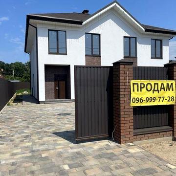 Дуплекси на етапі будівництва  сади вул Чубинського