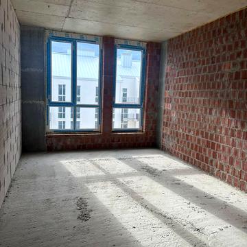 Героїв Майдану вул., 5