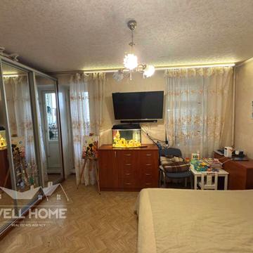 Полярна вул., 8-Е