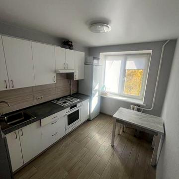 Оренда квартири на вул. Авіаконструктора Антонова 7