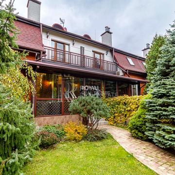 Золотоворітська вул., 24