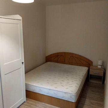 Романа Ратушного вул. (Волгоградська), 6